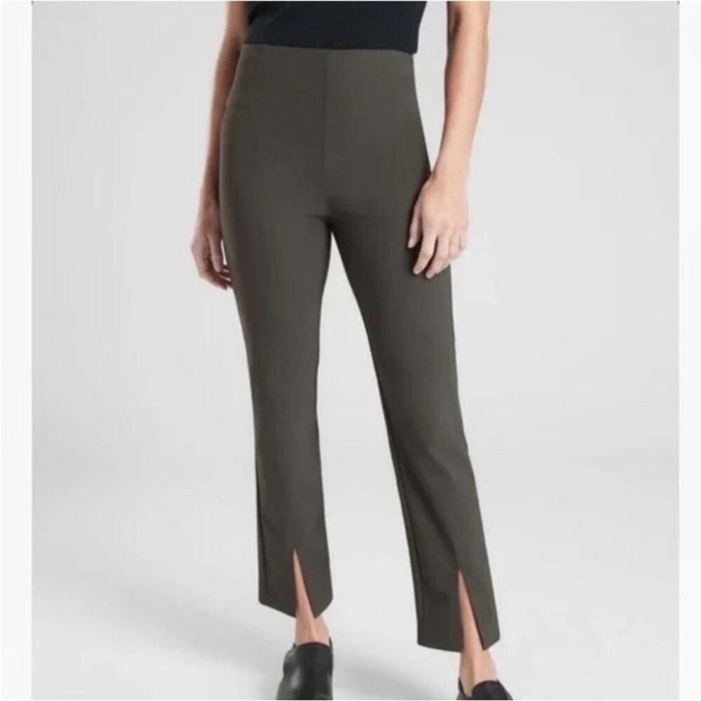 Athleta Wander Slim Straight Crop‎ Pants in Gray Flat Front Split Hem size 6